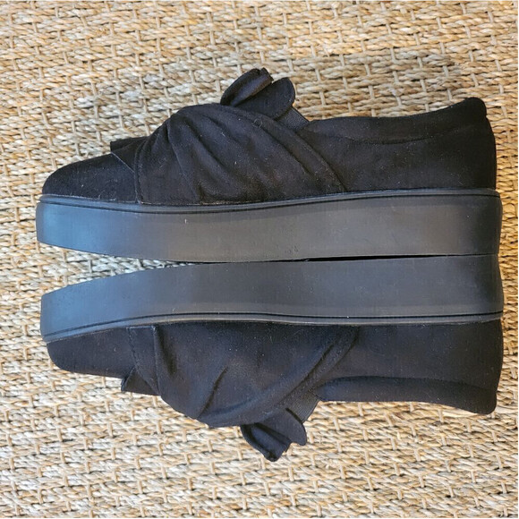 CATHERINE MALANDRINO black platform slip on shoes.  Size is 8.5. - Picture 9 of 9
